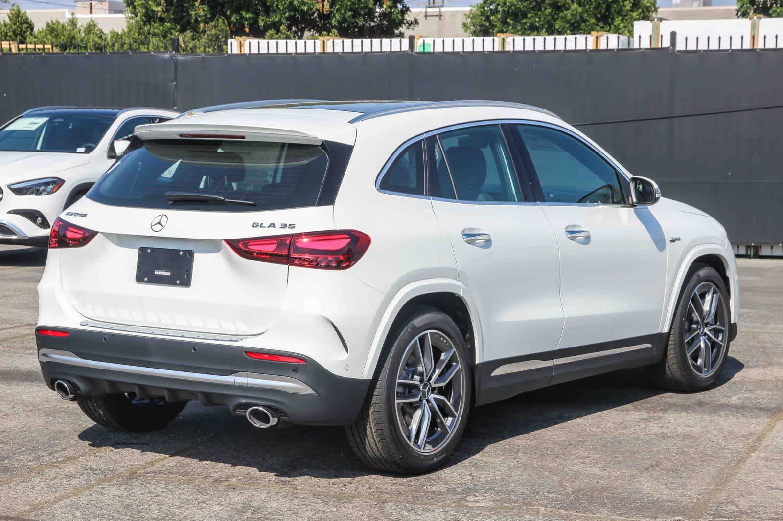 Thumbnail: 2026 Mercedes-Benz GLA - 4