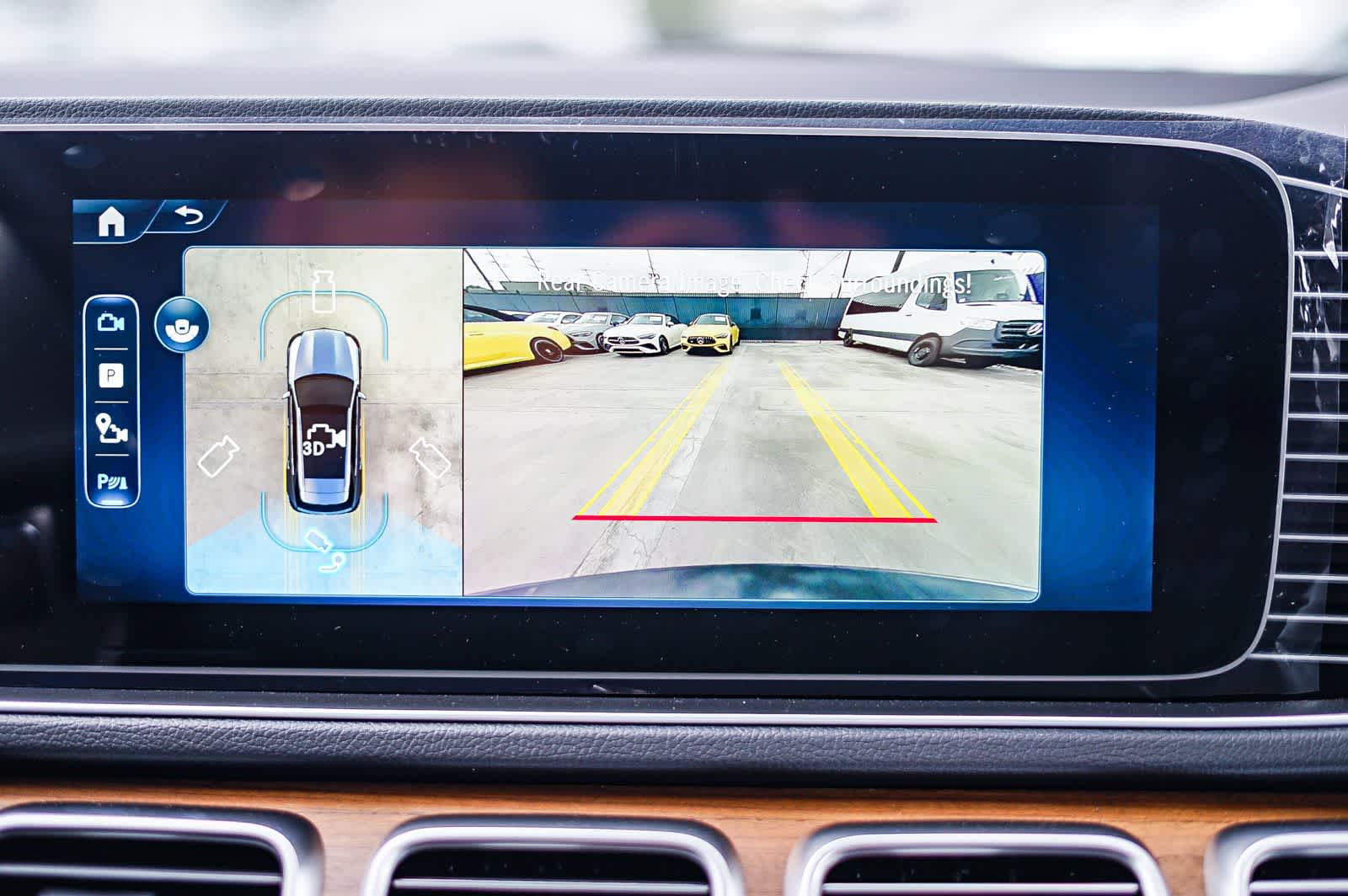 Thumbnail: 2026 Mercedes-Benz GLE - 27