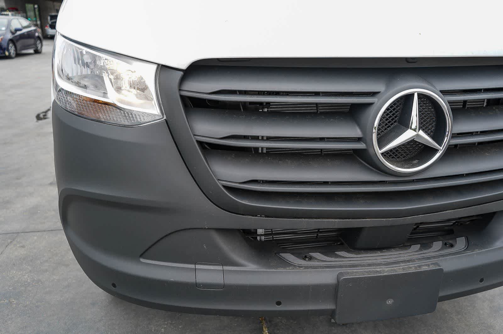 Thumbnail: 2026 Mercedes-Benz Sprinter - 11