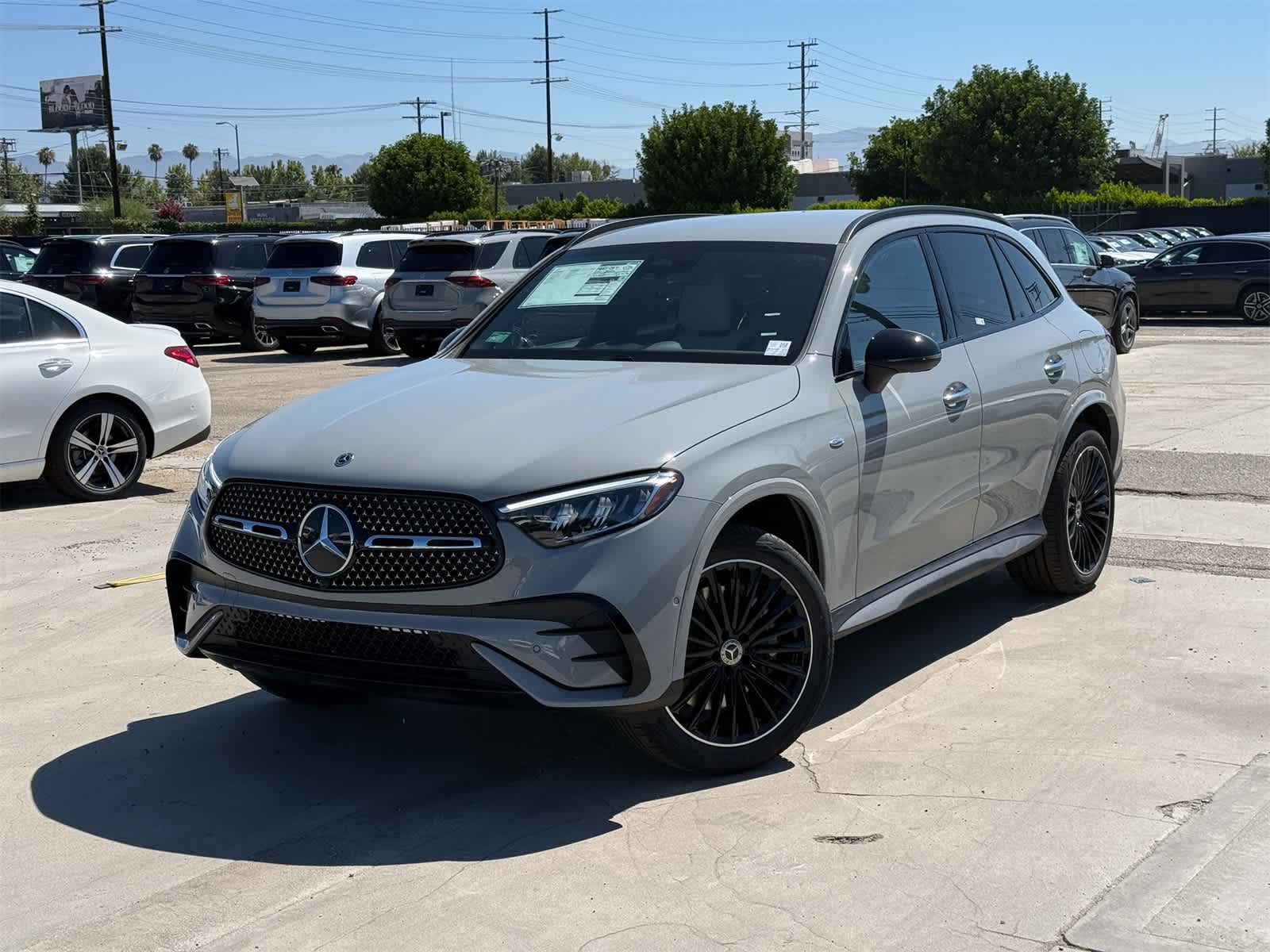 Thumbnail: 2025 Mercedes-Benz GLC - 1