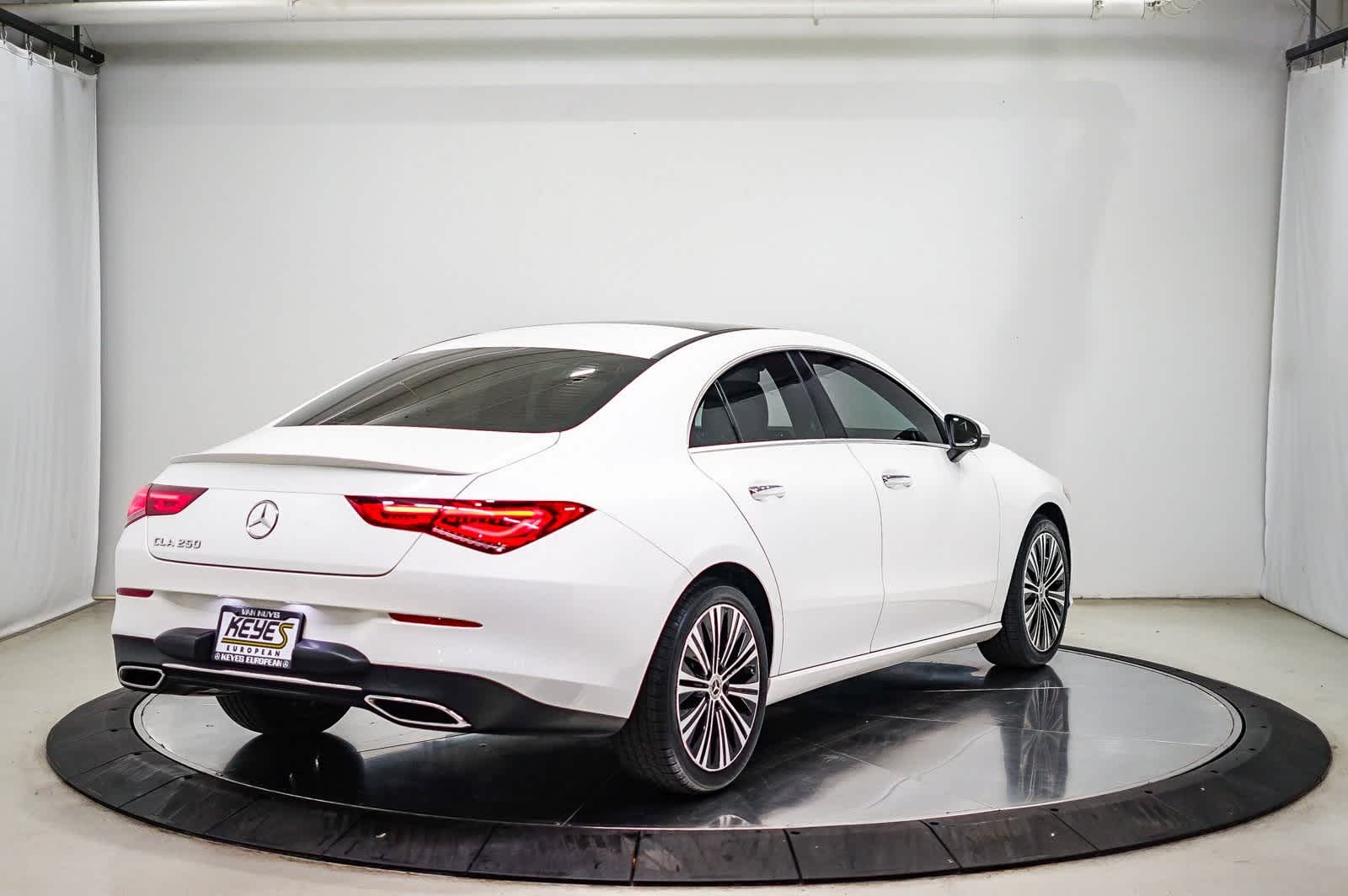 Thumbnail: 2022 Mercedes-Benz CLA - 4