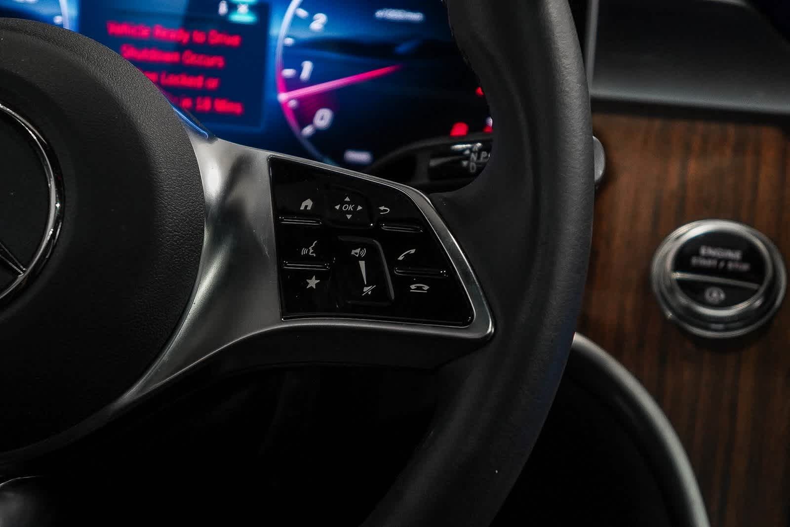 Thumbnail: 2025 Mercedes-Benz GLC - 17