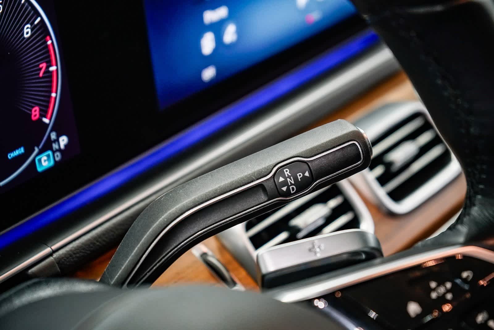 Thumbnail: 2025 Mercedes-Benz GLE - 21