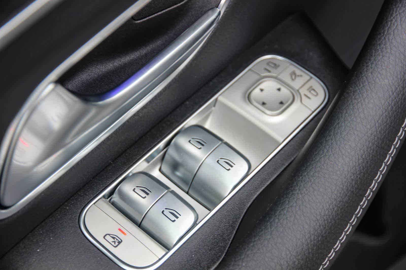 Thumbnail: 2026 Mercedes-Benz GLS - 23
