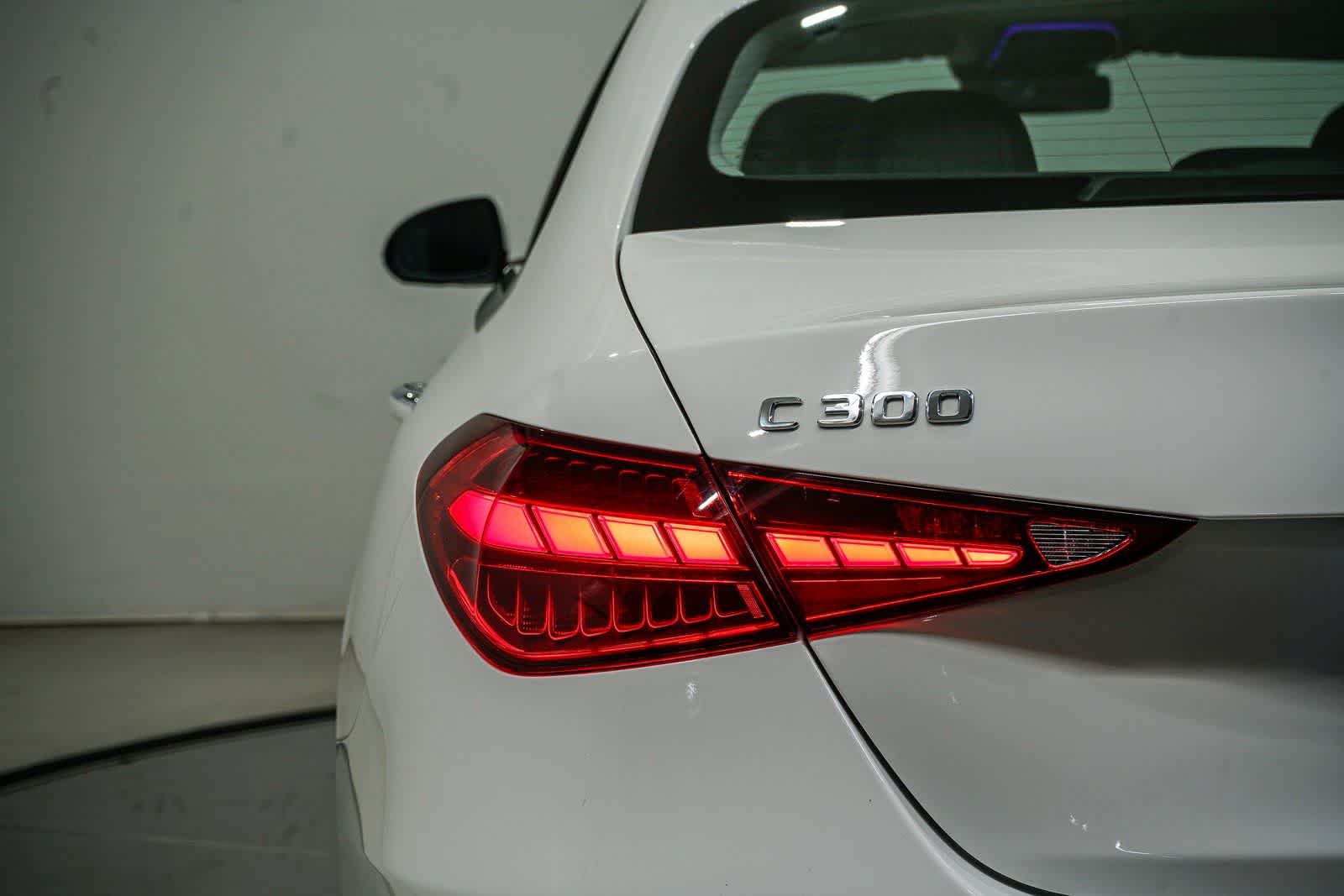 Thumbnail: 2023 Mercedes-Benz C-Class - 9