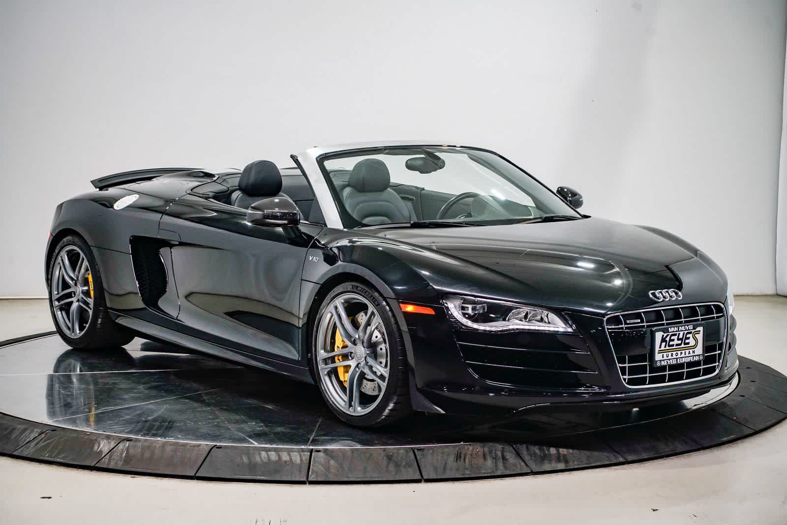 Thumbnail: 2011 Audi R8 - 10