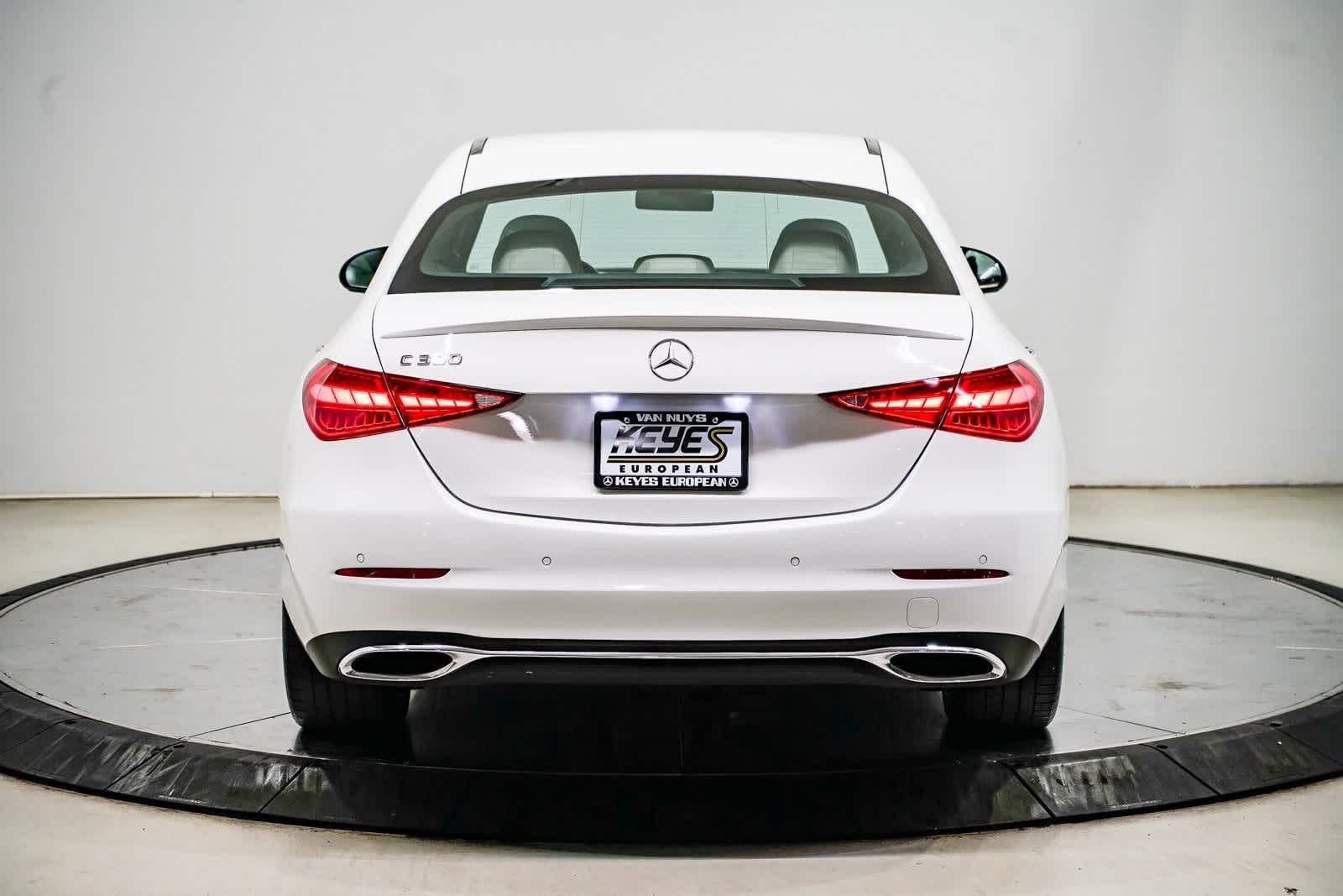 Thumbnail: 2024 Mercedes-Benz C-Class - 3