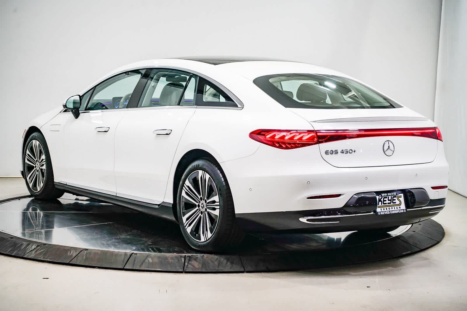 Thumbnail: 2023 Mercedes-Benz EQS - 2