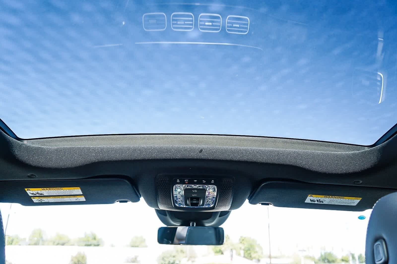 Thumbnail: 2026 Mercedes-Benz GLE - 19