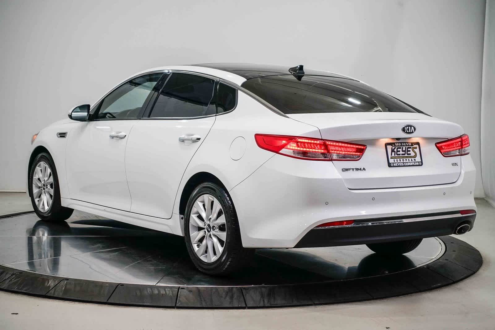 Thumbnail: 2018 Kia Optima - 2