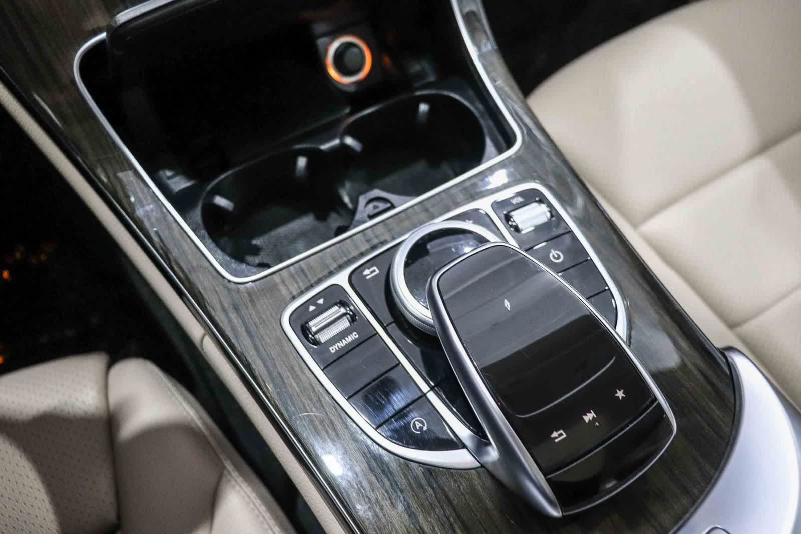 Thumbnail: 2017 Mercedes-Benz C-Class - 22
