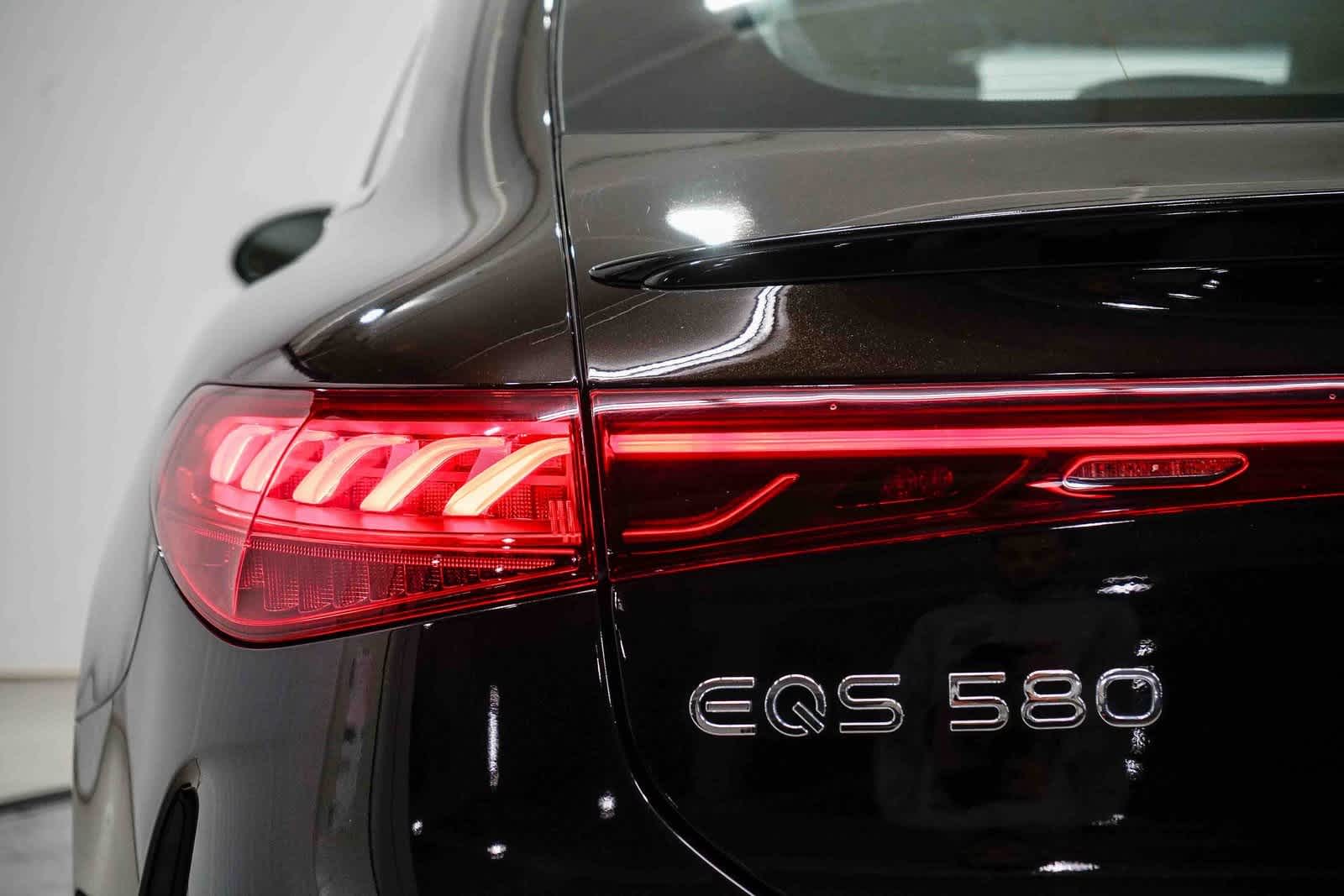 Thumbnail: 2023 Mercedes-Benz EQS - 9