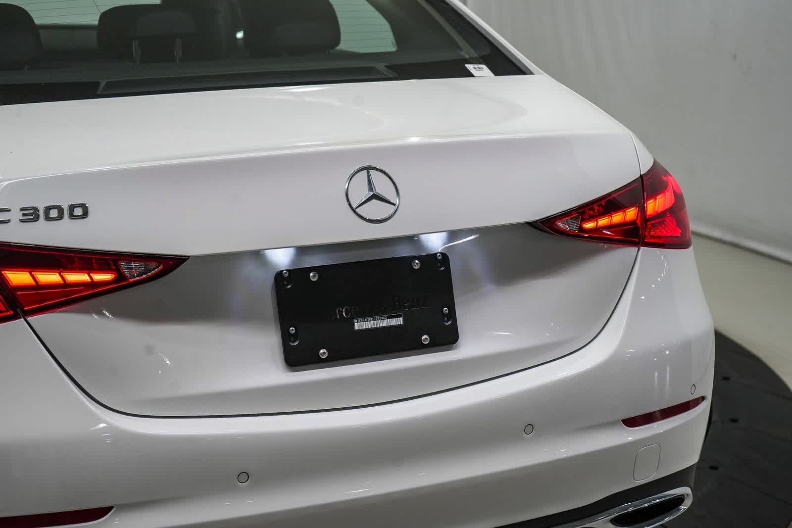 Thumbnail: 2025 Mercedes-Benz C-Class - 12