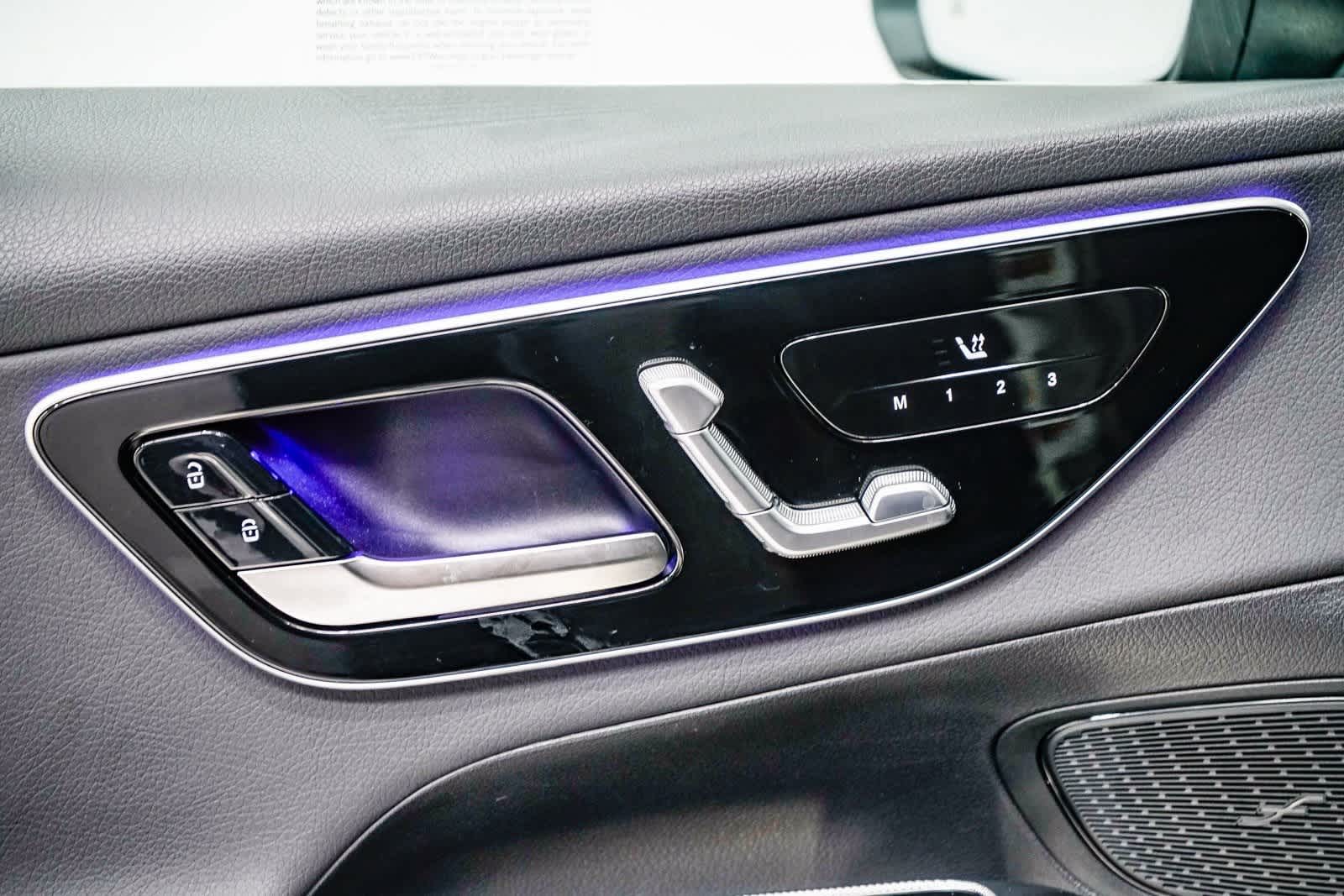 Thumbnail: 2025 Mercedes-Benz GLC - 19