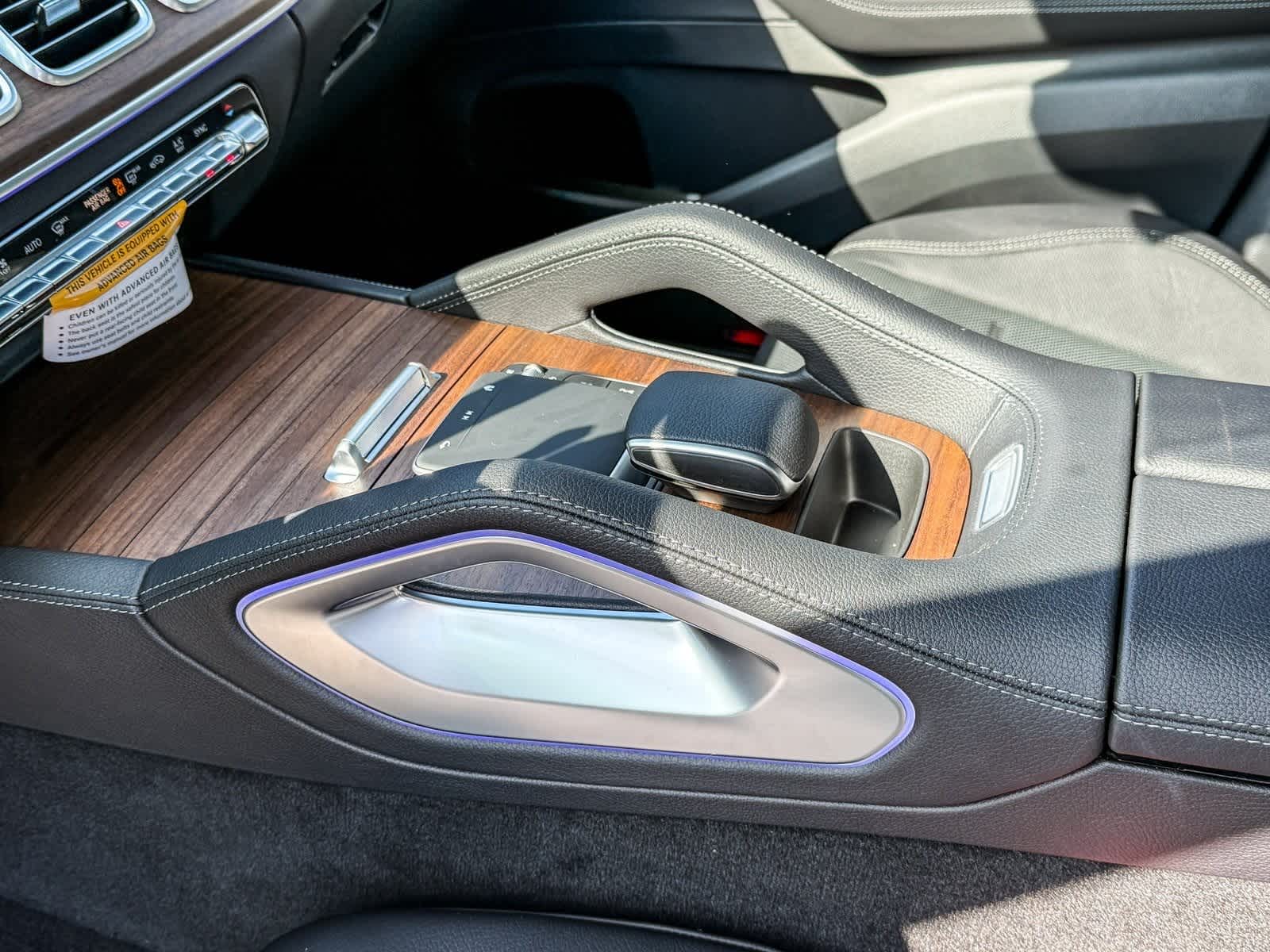 Thumbnail: 2026 Mercedes-Benz GLE - 21