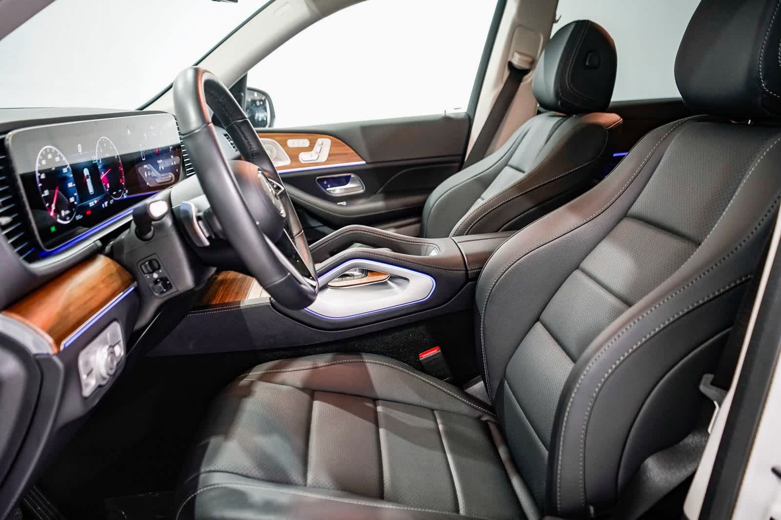 Thumbnail: 2025 Mercedes-Benz GLE - 17