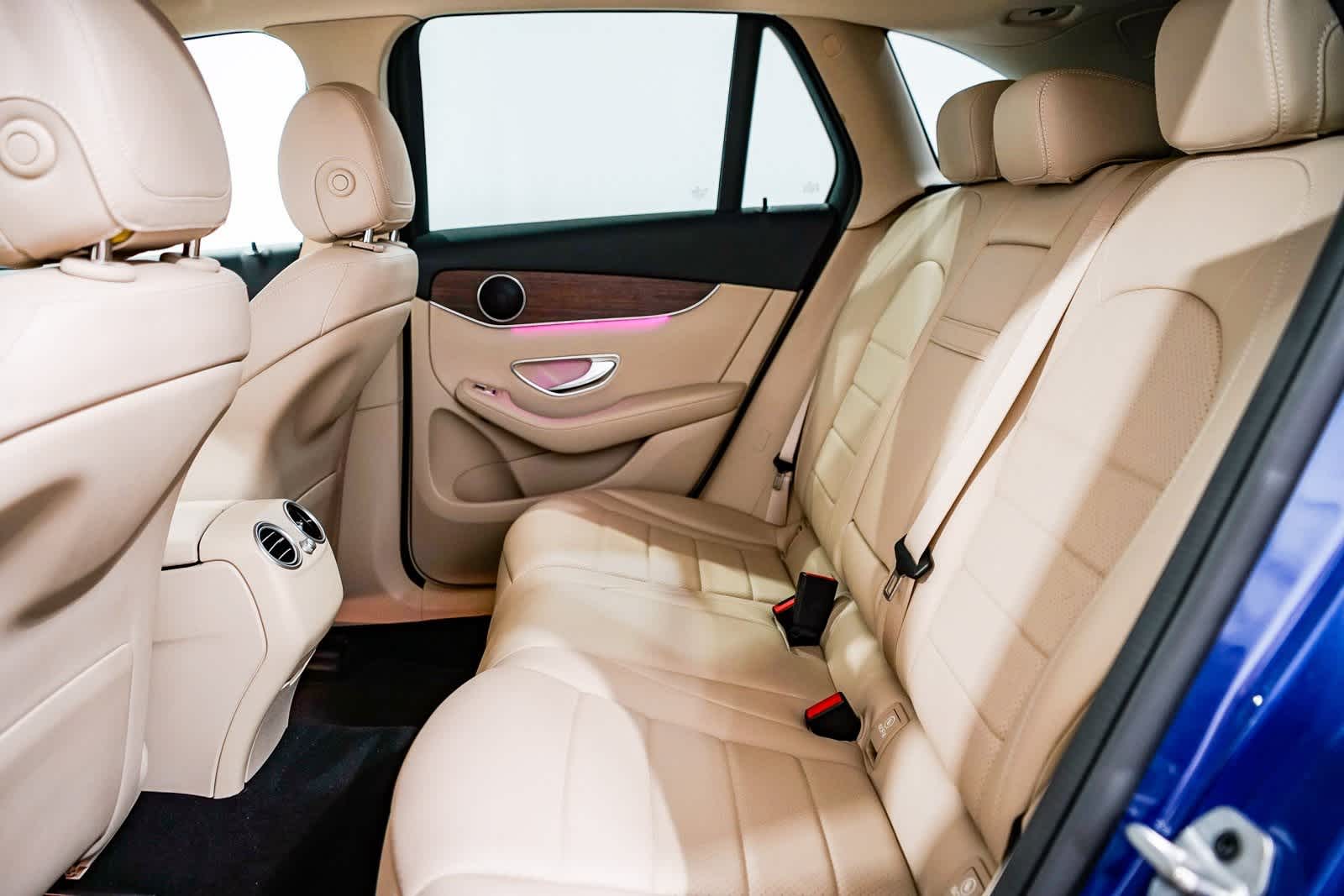 Thumbnail: 2022 Mercedes-Benz GLC - 17