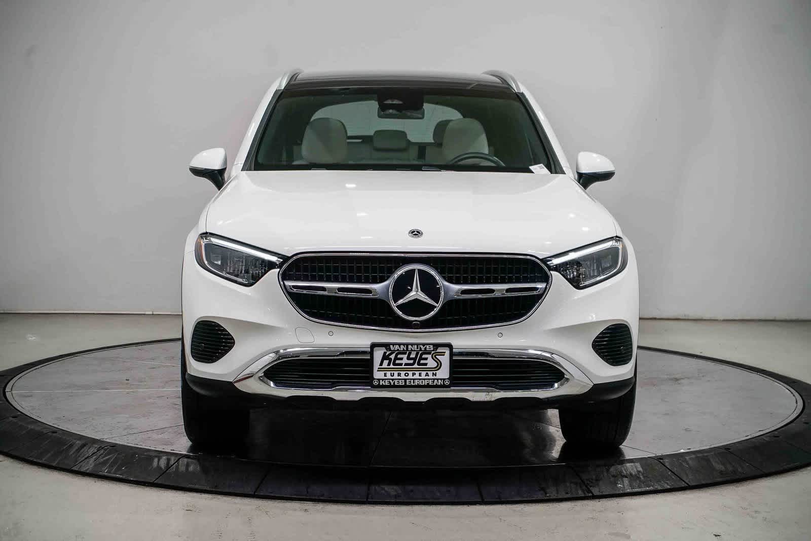 Thumbnail: 2025 Mercedes-Benz GLC - 6