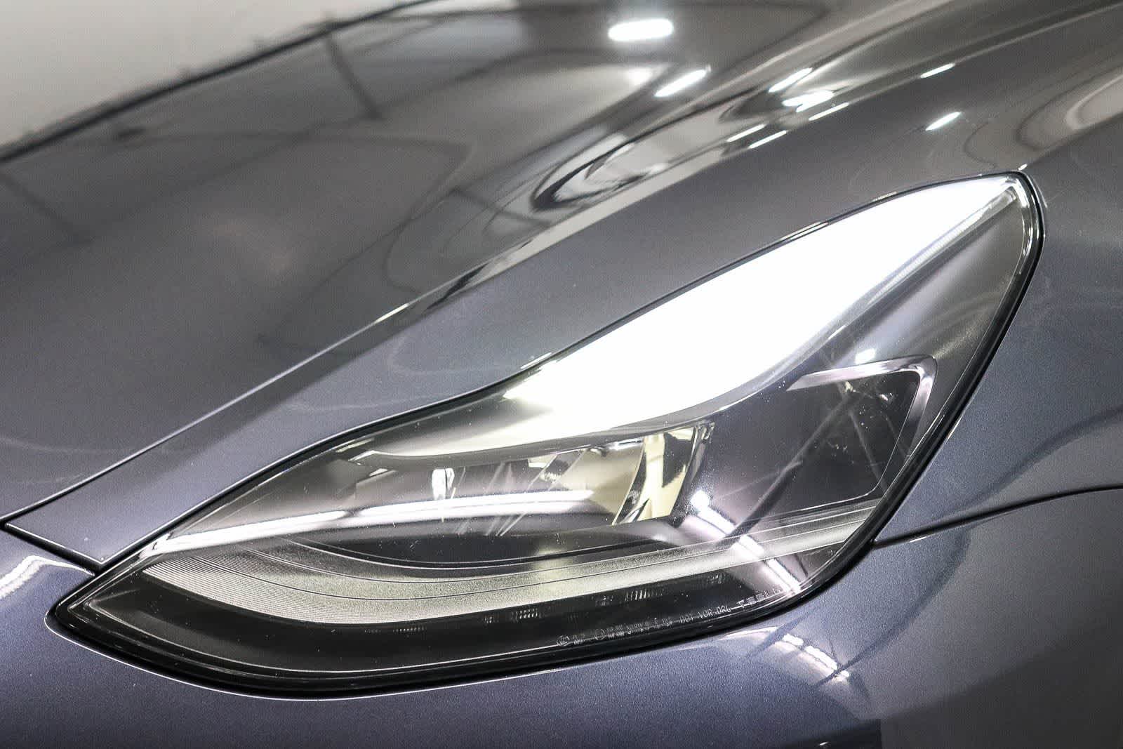 Thumbnail: 2023 Tesla Model 3 - 7