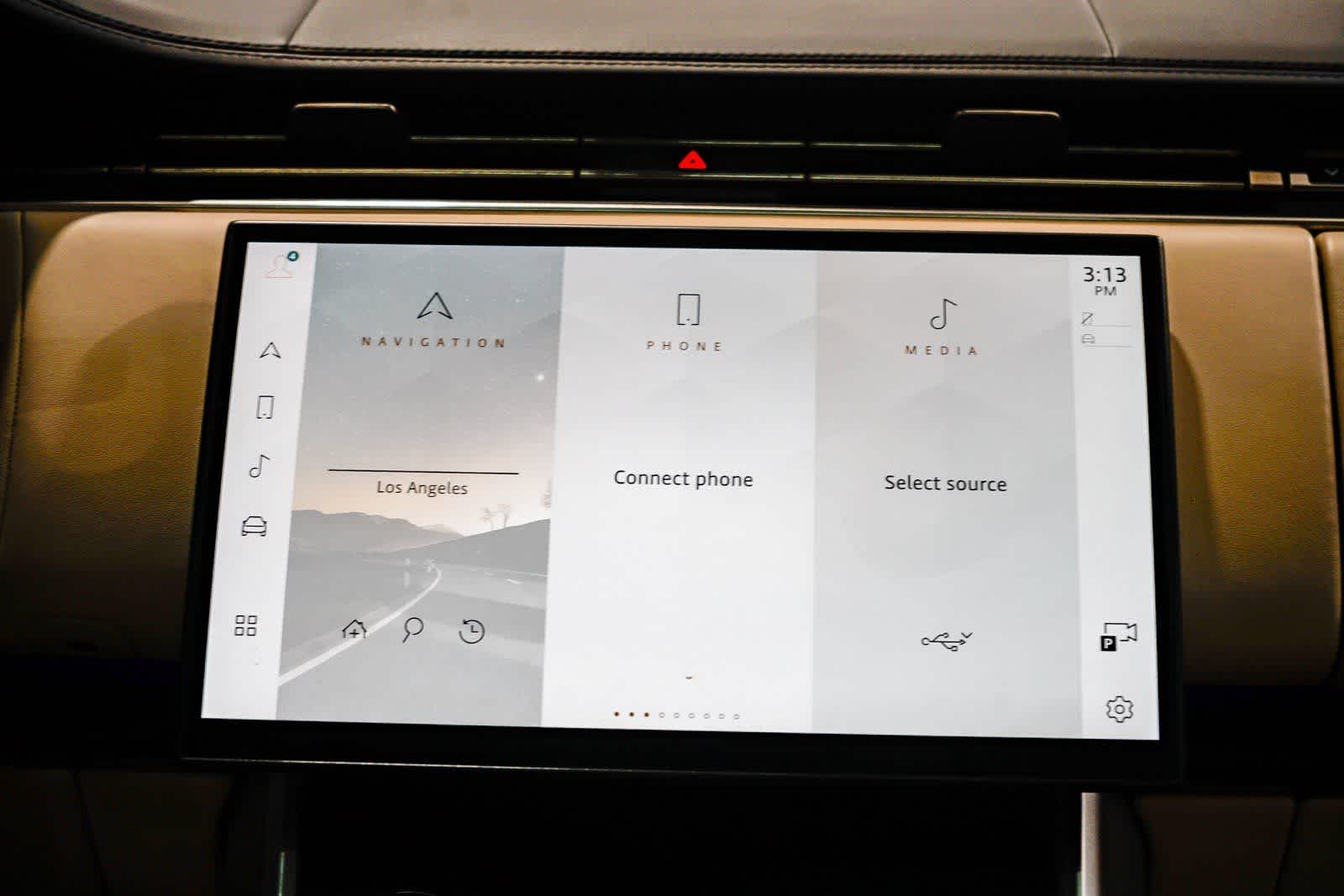 Thumbnail: 2023 Land Rover Range Rover - 14