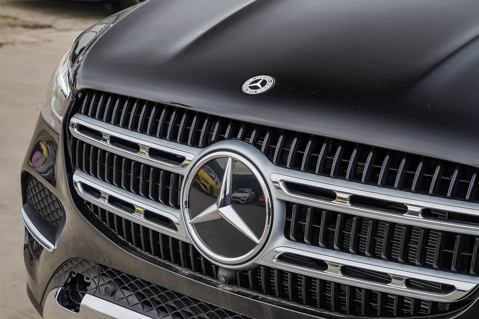 Thumbnail: 2026 Mercedes-Benz GLE - 9