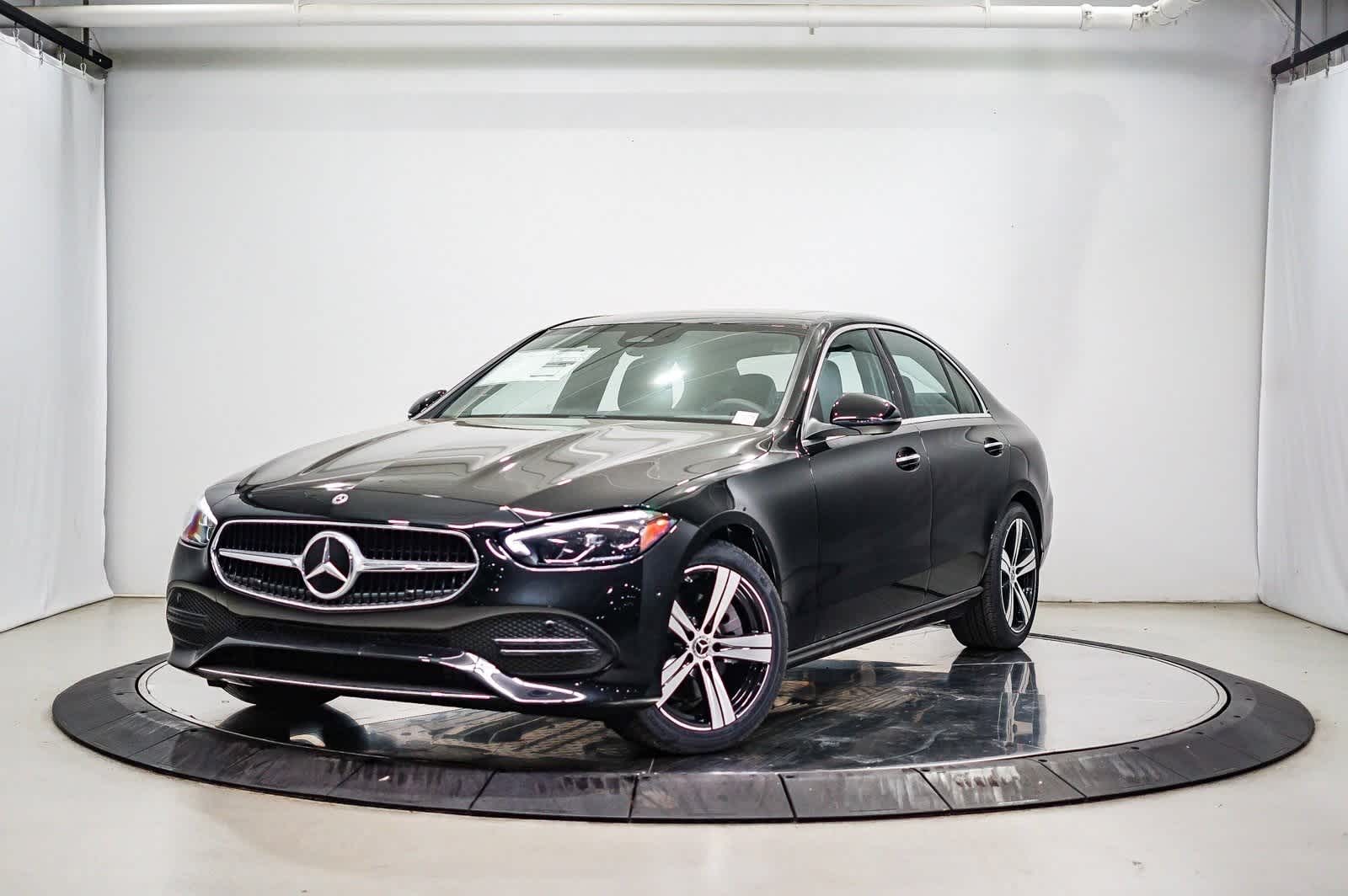 Thumbnail: 2025 Mercedes-Benz C-Class - 1