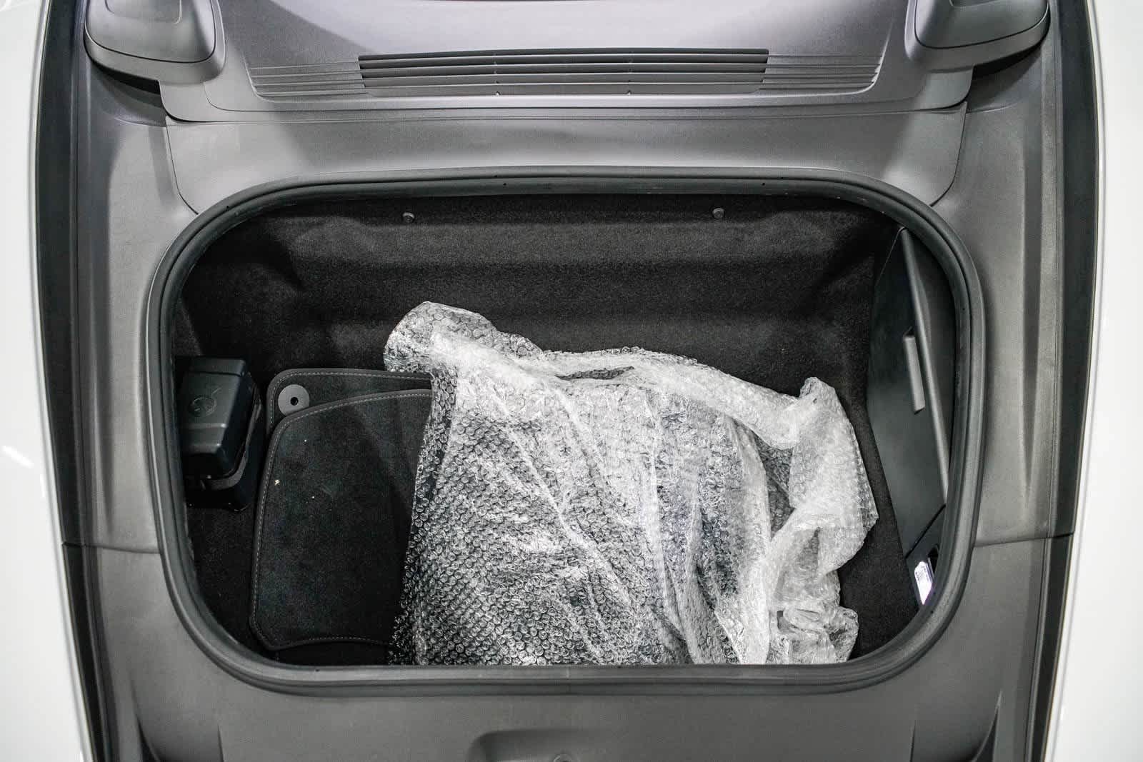 Thumbnail: 2025 Porsche 911 - 34