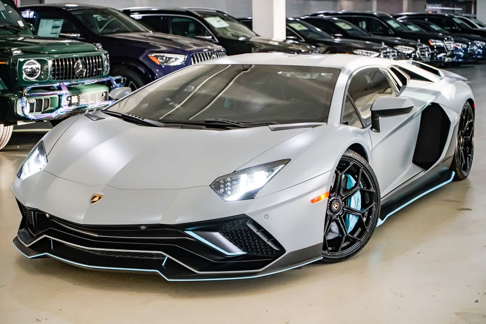 2022 Lamborghini Aventador  -
                  Van Nuys, CA