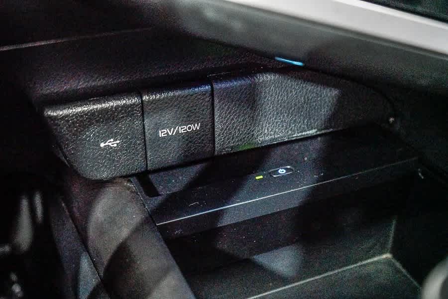 Thumbnail: 2023 Toyota Camry - 22