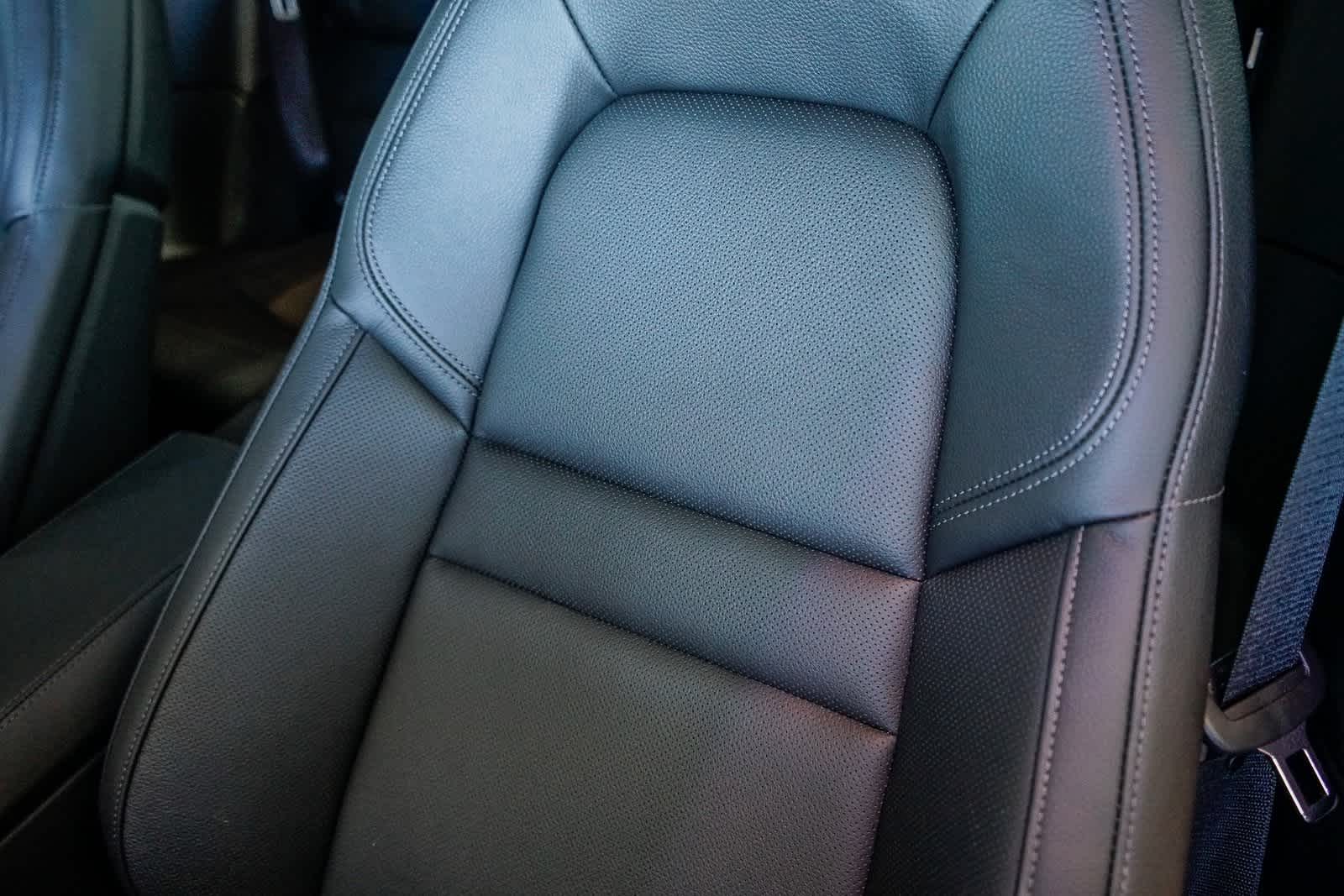 Thumbnail: 2025 Porsche 911 - 31