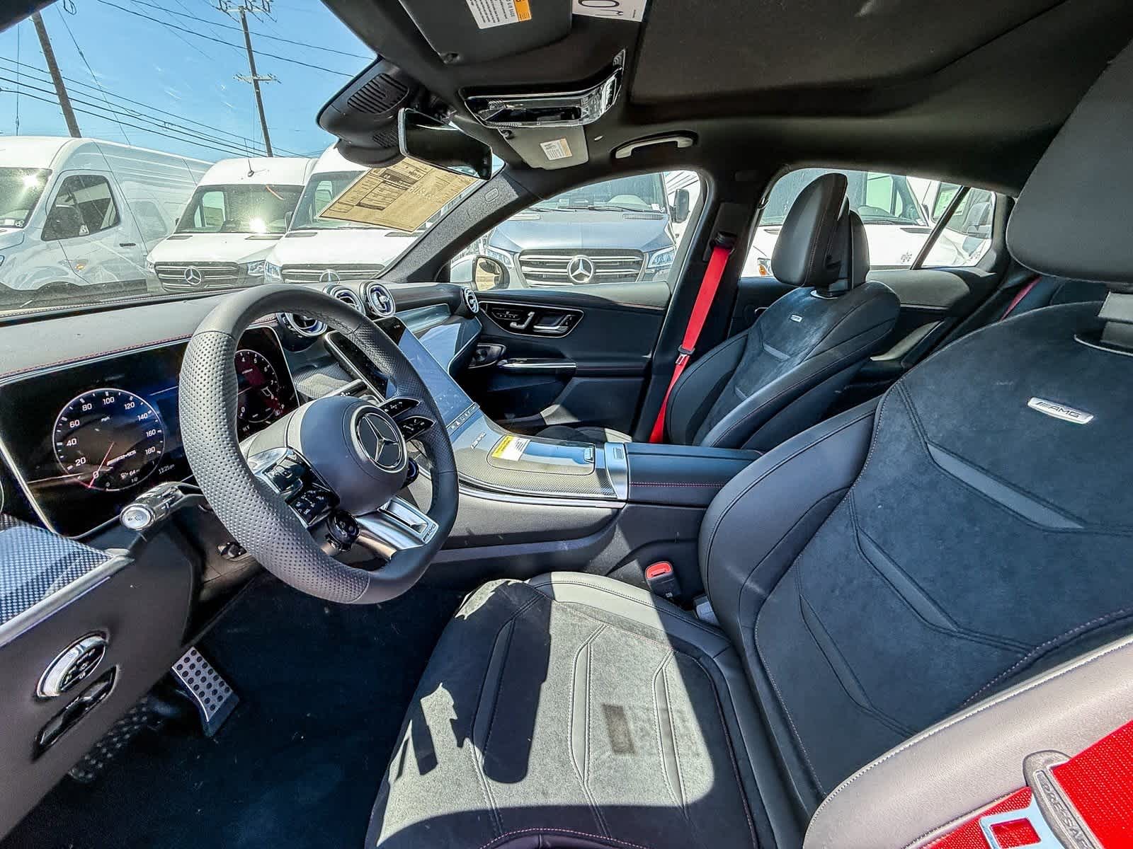 Thumbnail: 2025 Mercedes-Benz GLC - 20