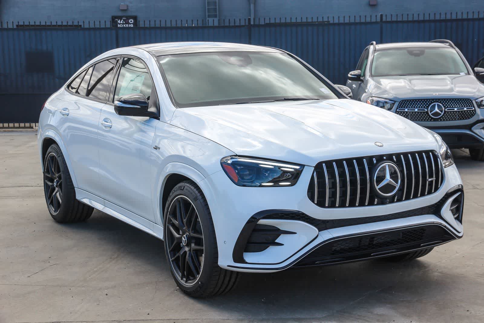 Thumbnail: 2026 Mercedes-Benz GLE - 3