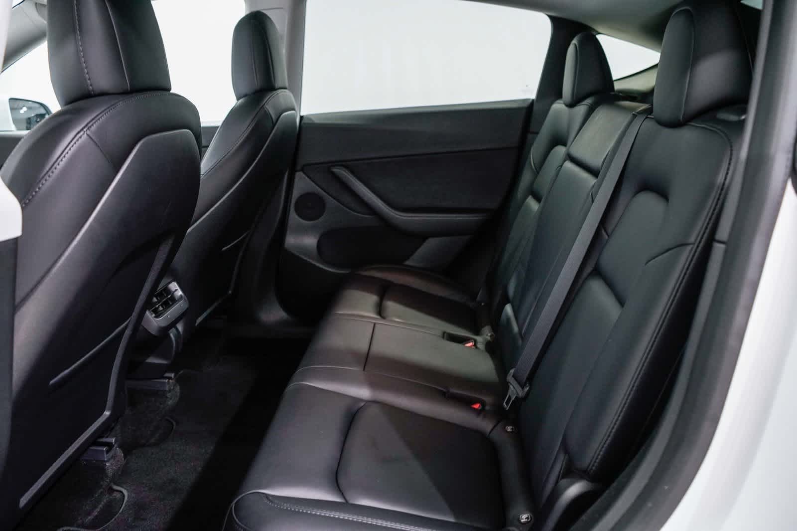 Thumbnail: 2021 Tesla Model Y - 18