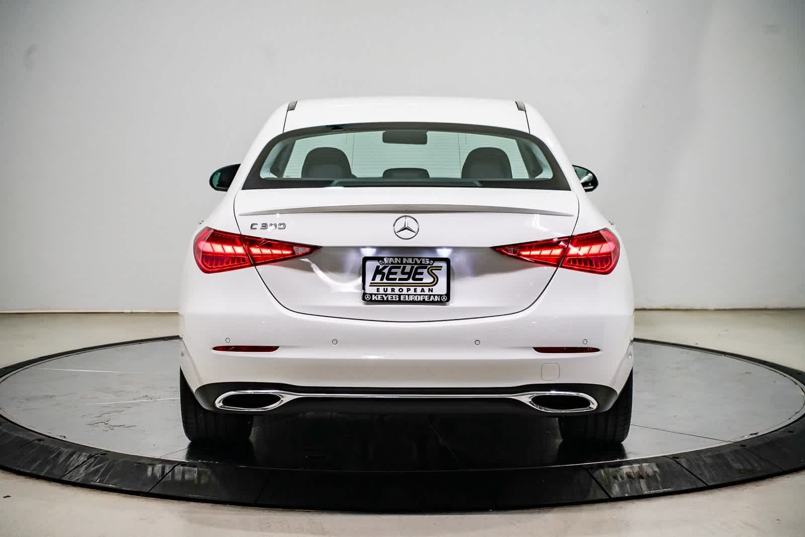 Thumbnail: 2025 Mercedes-Benz C-Class - 3