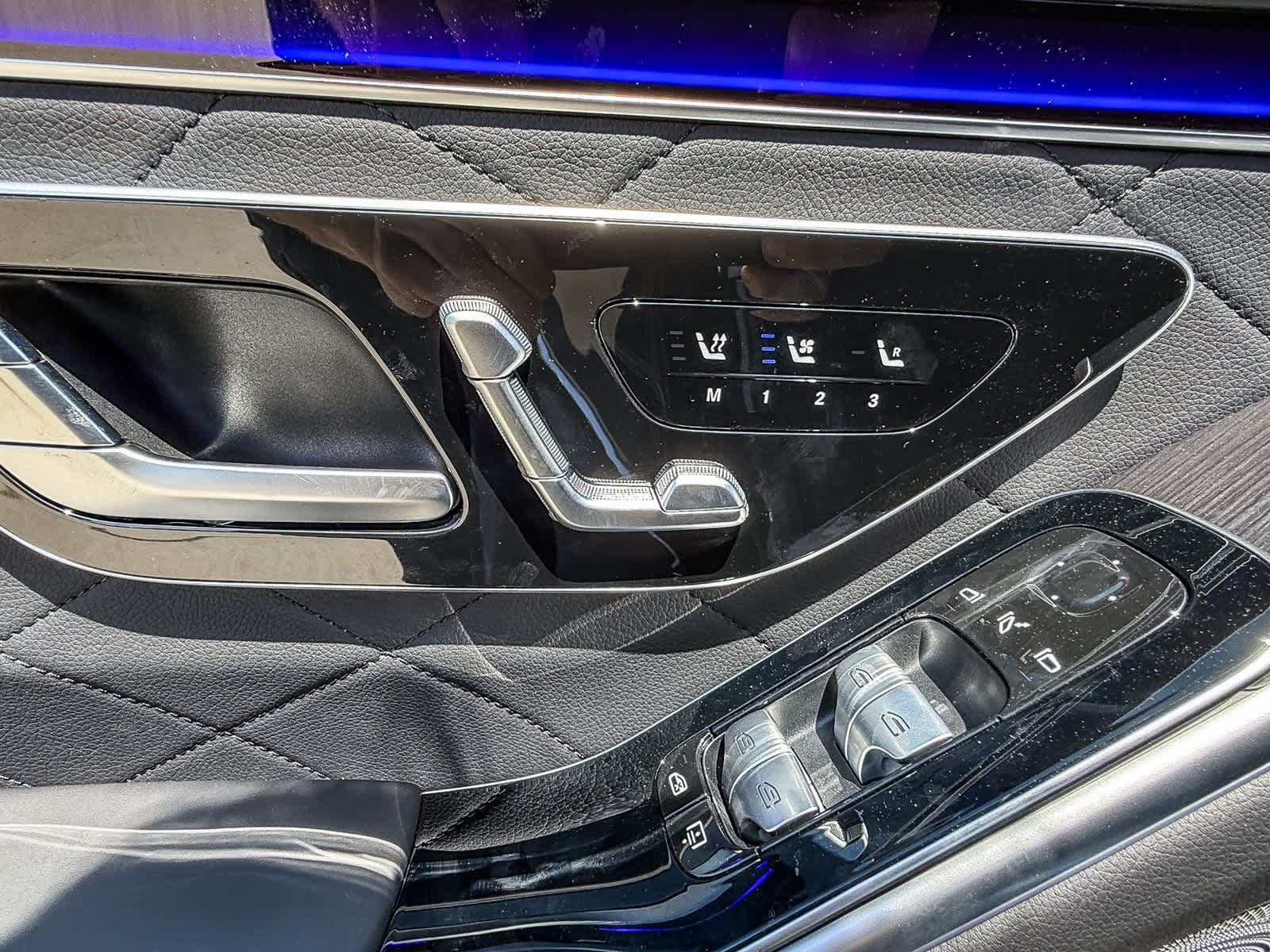 Thumbnail: 2025 Mercedes-Benz S-Class - 20
