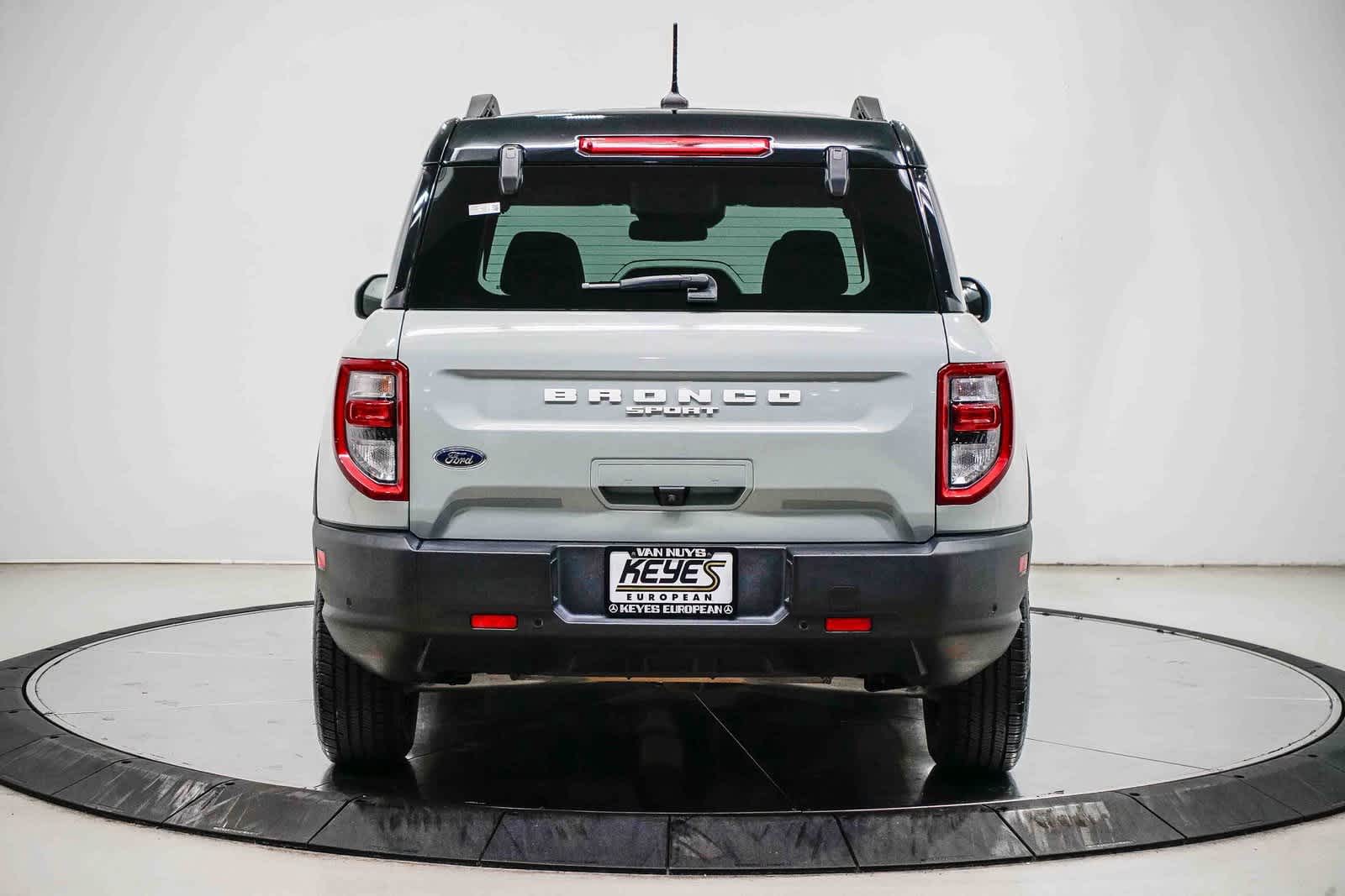 Thumbnail: 2022 Ford Bronco Sport - 3