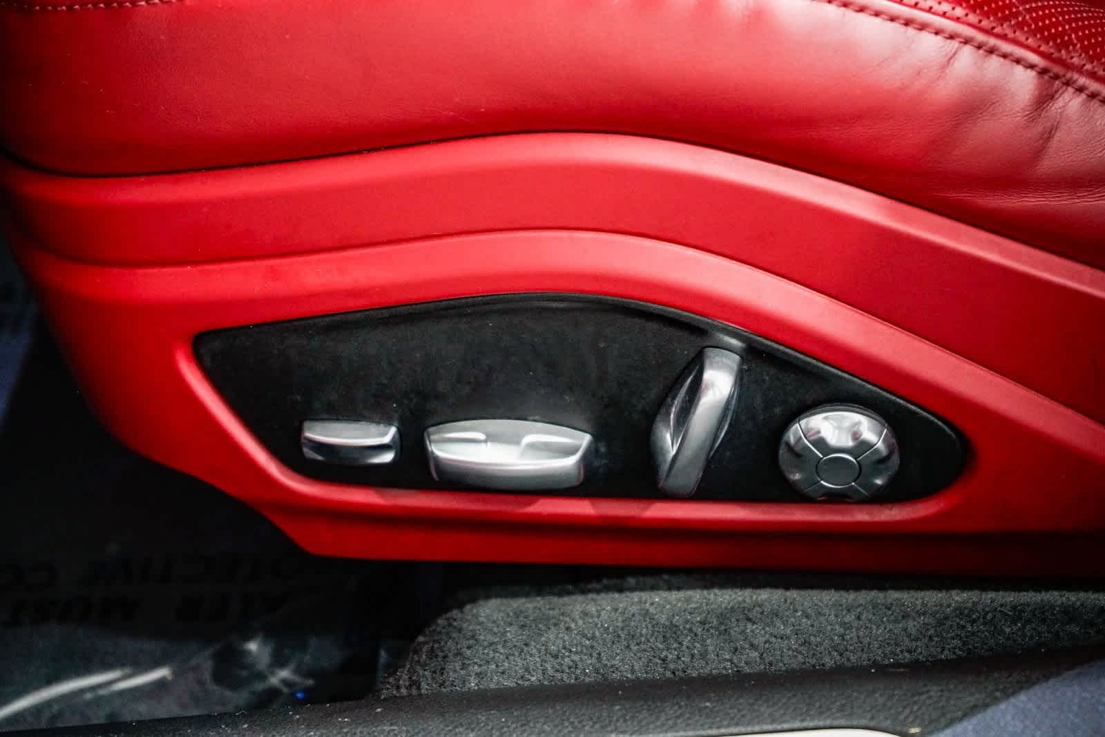 Thumbnail: 2018 Porsche Panamera - 21