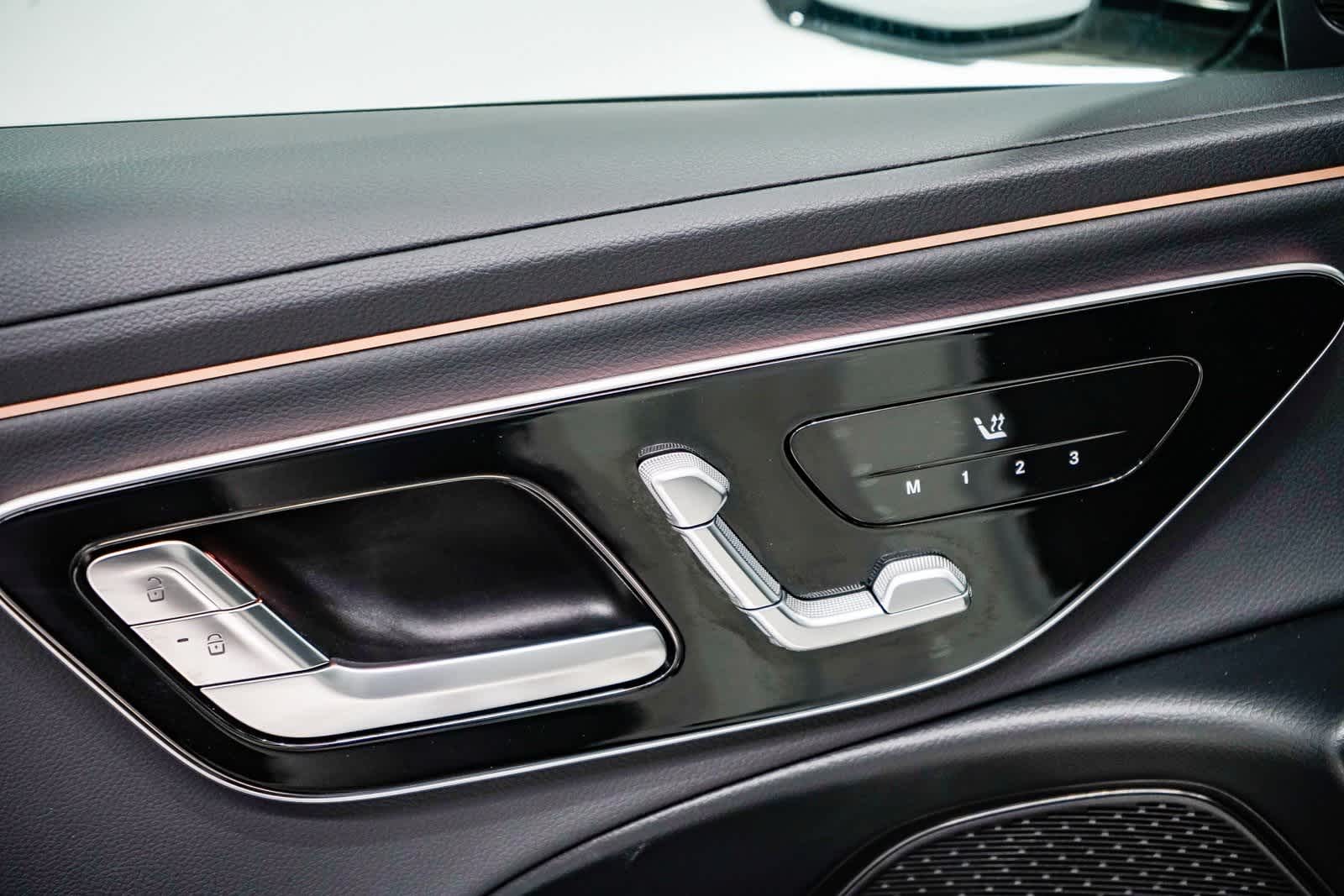 Thumbnail: 2025 Mercedes-Benz E-Class - 20