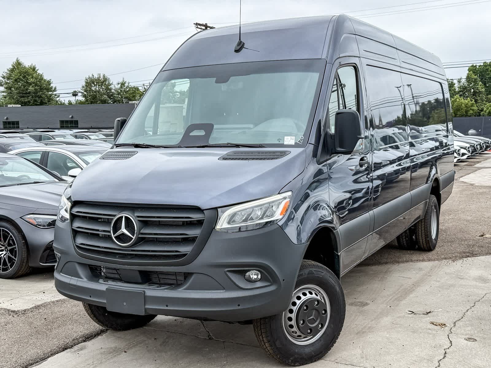 2025 Mercedes-Benz Sprinter  -
                  Van Nuys, CA