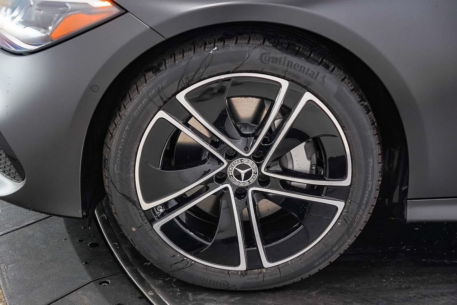 Thumbnail: 2026 Mercedes-Benz CLE - 10