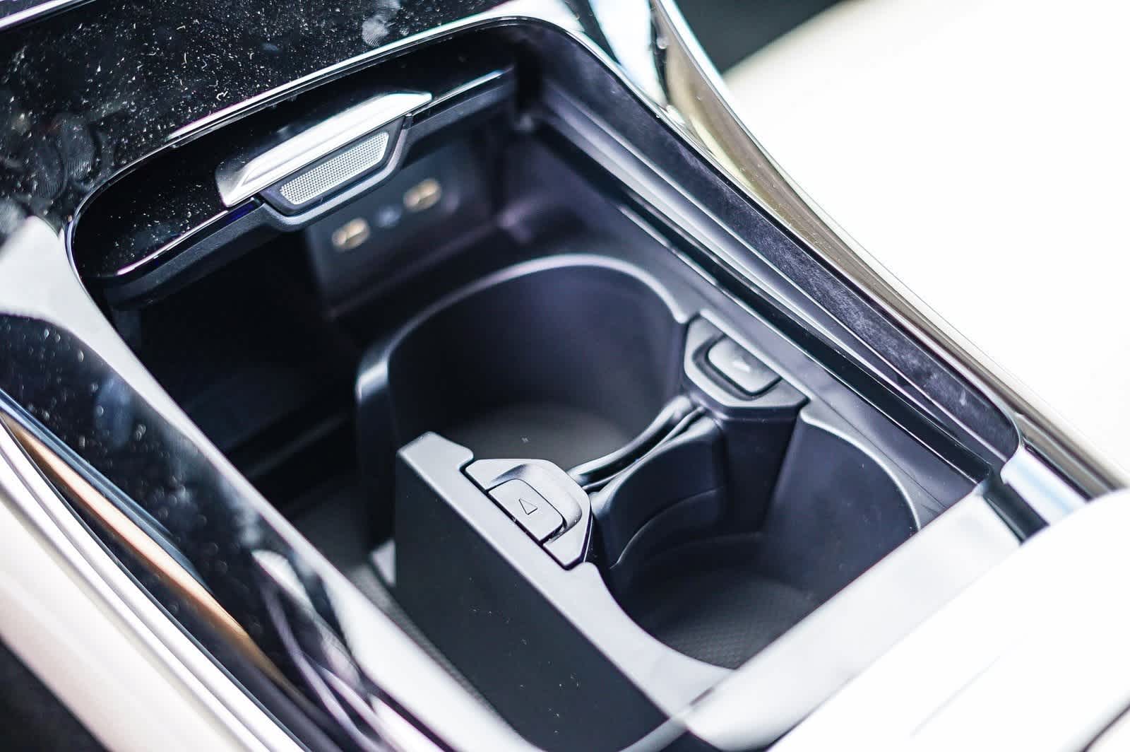 Thumbnail: 2025 Mercedes-Benz C-Class - 23