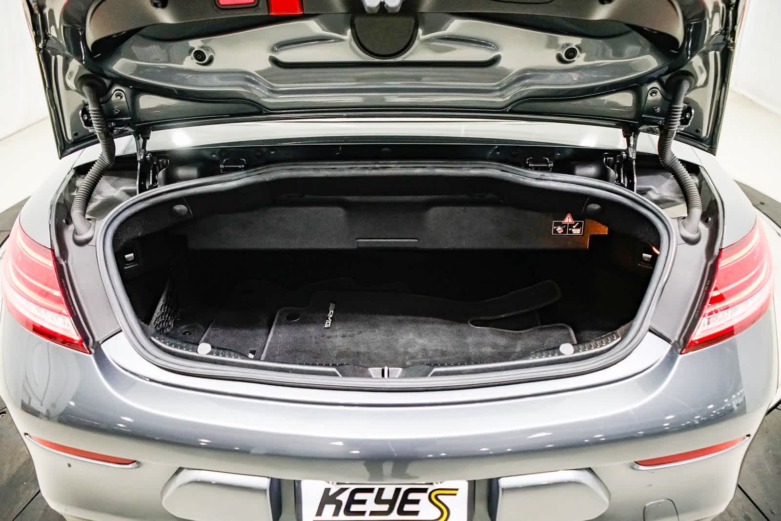 Thumbnail: 2023 Mercedes-Benz C-Class - 26