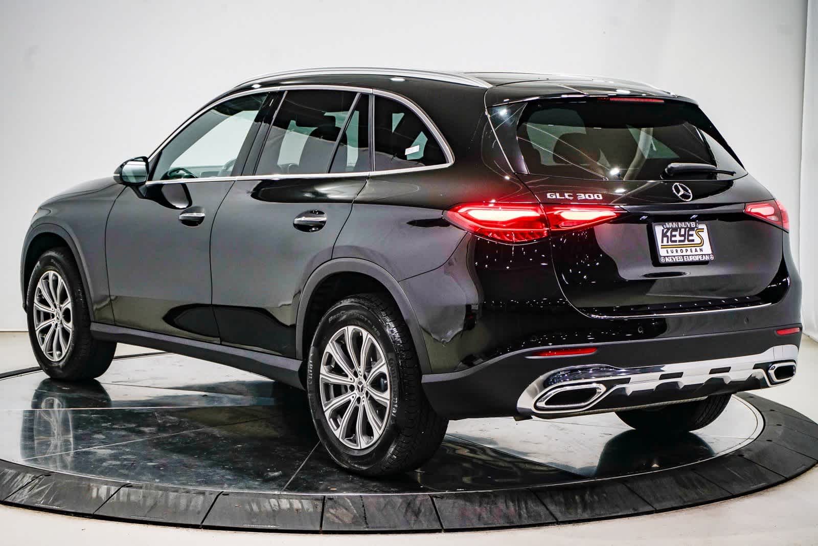 Thumbnail: 2025 Mercedes-Benz GLC - 2