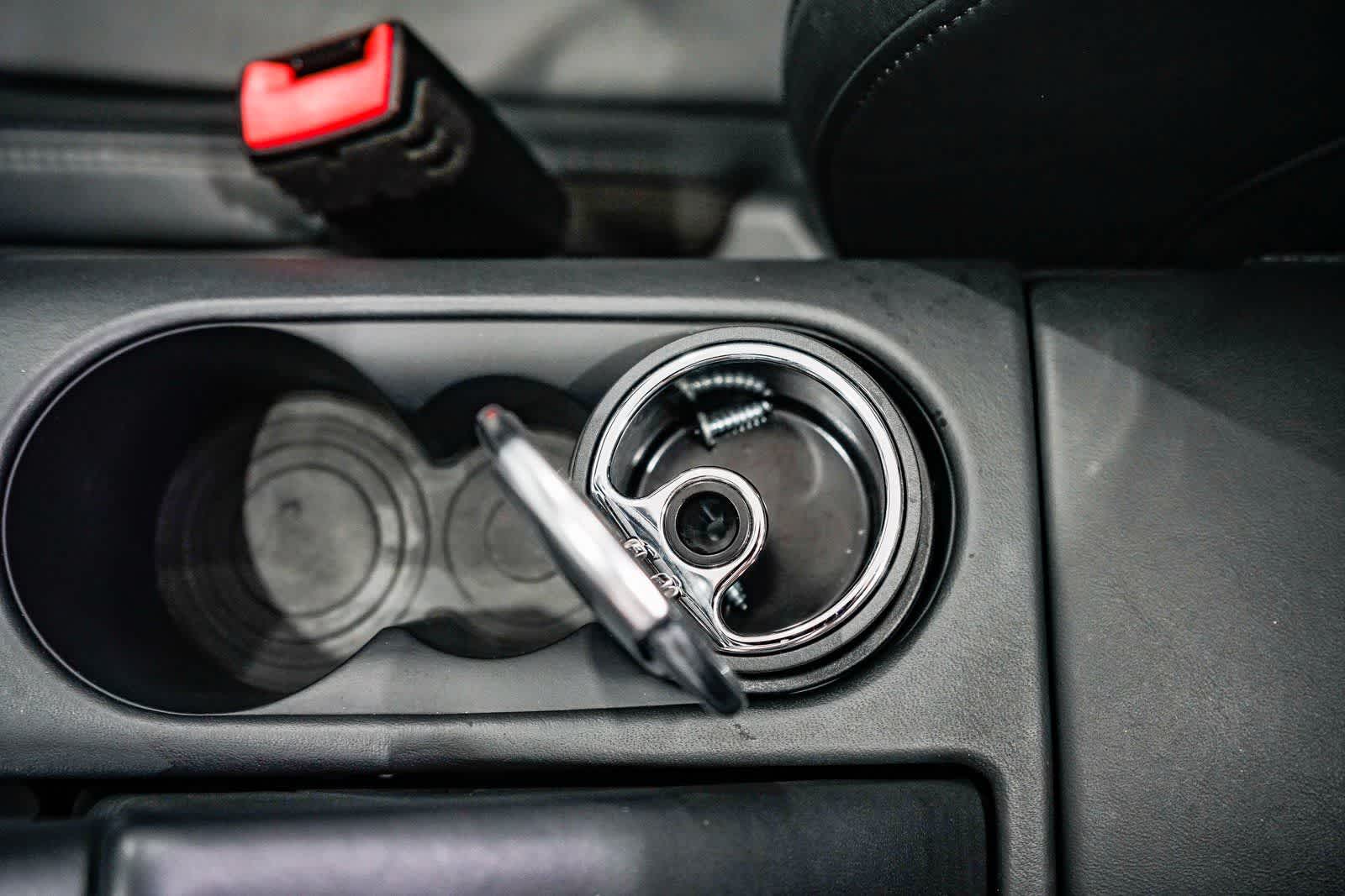 Thumbnail: 2011 Audi R8 - 35