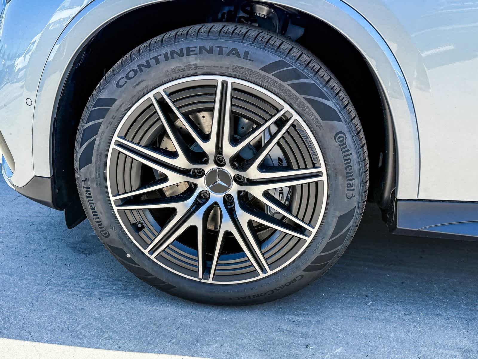 Thumbnail: 2025 Mercedes-Benz GLC - 9