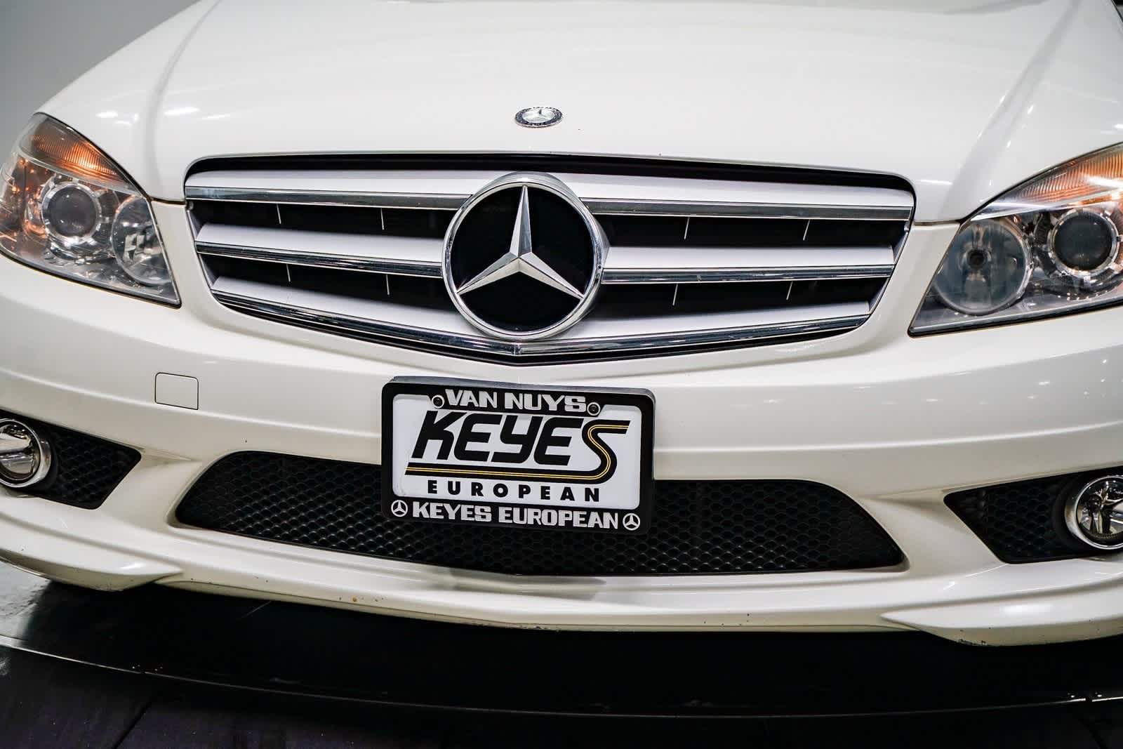 Thumbnail: 2010 Mercedes-Benz C-Class - 8
