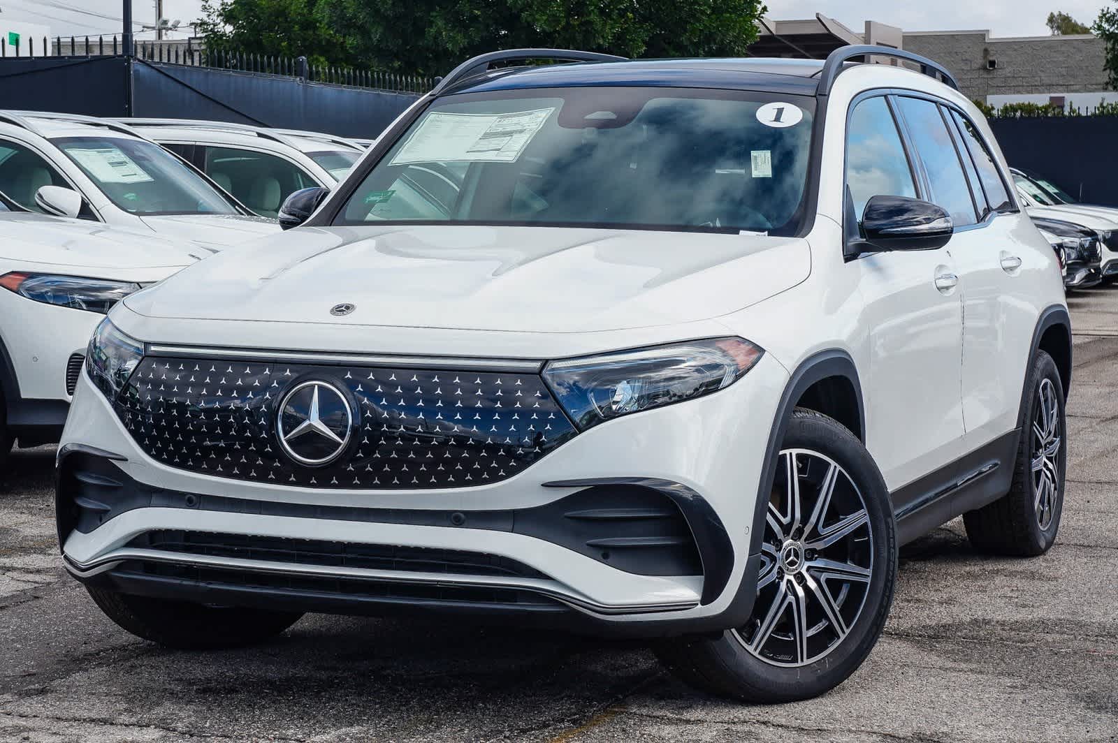 2024 Mercedes-Benz EQB 300 -
                  Van Nuys, CA