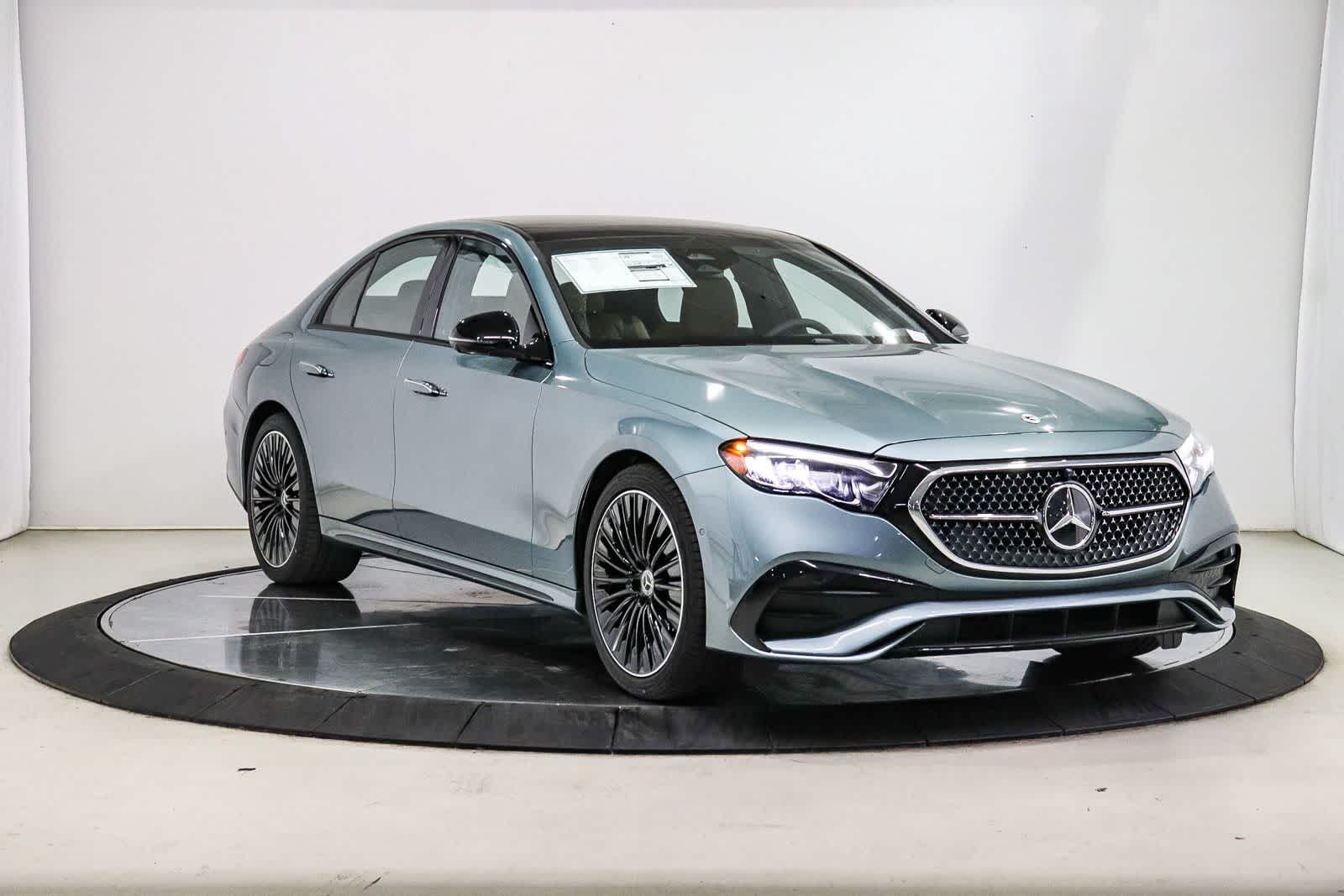 Thumbnail: 2026 Mercedes-Benz E-Class - 5