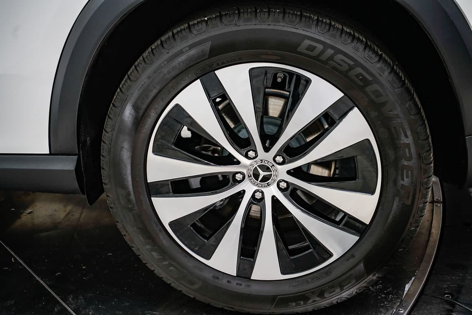 Thumbnail: 2025 Mercedes-Benz GLE - 10