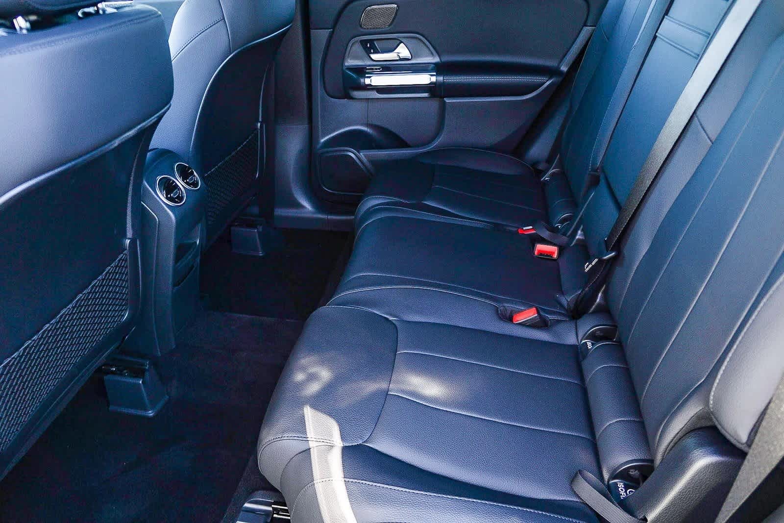 Thumbnail: 2026 Mercedes-Benz GLB - 22